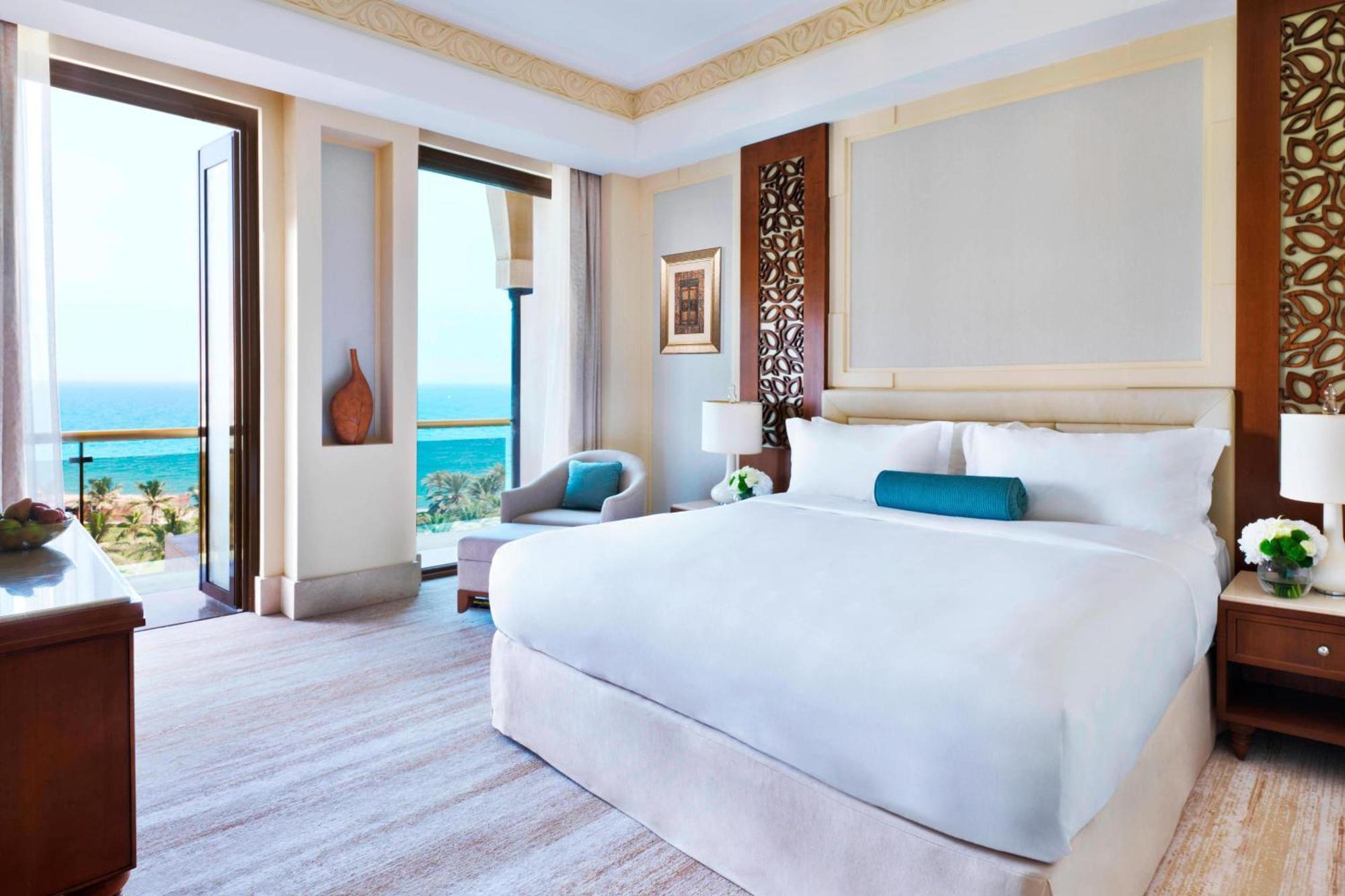 Al Bustan Palace, A Ritz-Carlton Hotel Muscat Ngoại thất bức ảnh Deluxe Room