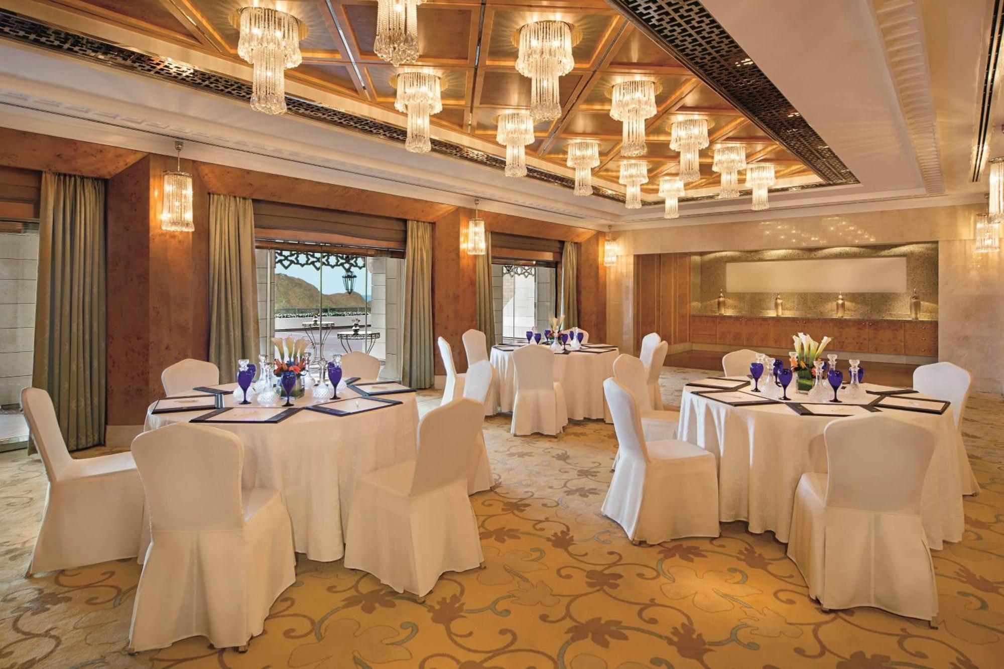 Al Bustan Palace, A Ritz-Carlton Hotel Muscat Ngoại thất bức ảnh The Imperial Ball Room