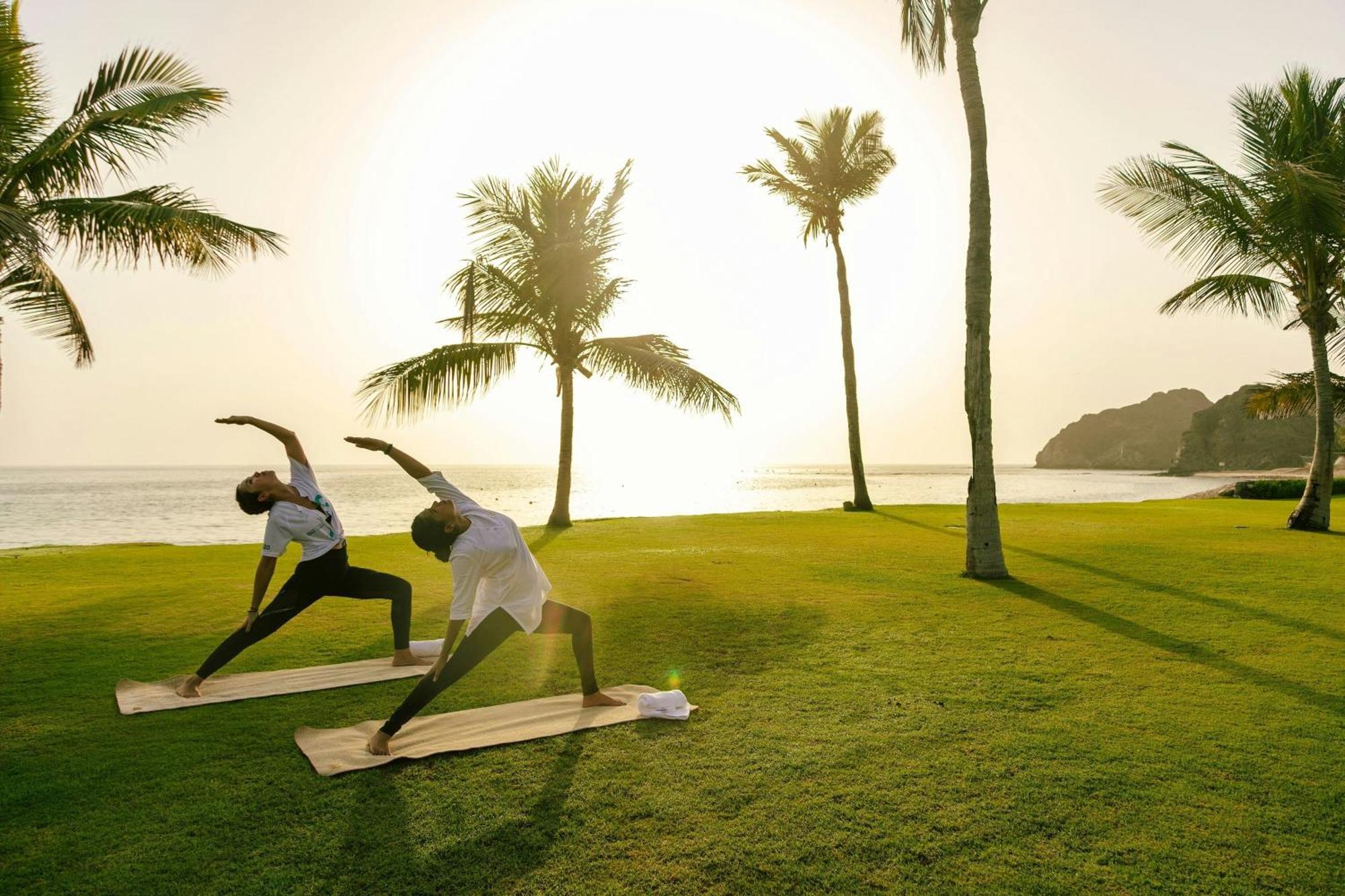Al Bustan Palace, A Ritz-Carlton Hotel Muscat Ngoại thất bức ảnh The Bvlgari Resort, Dubai